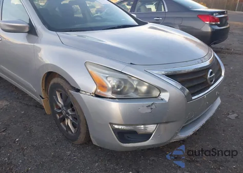 2015 Nissan Altima 2.5 S from USA, damaged, VIN 1N4AL3AP8FC461906